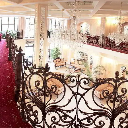 Boutique California Hotel 5*