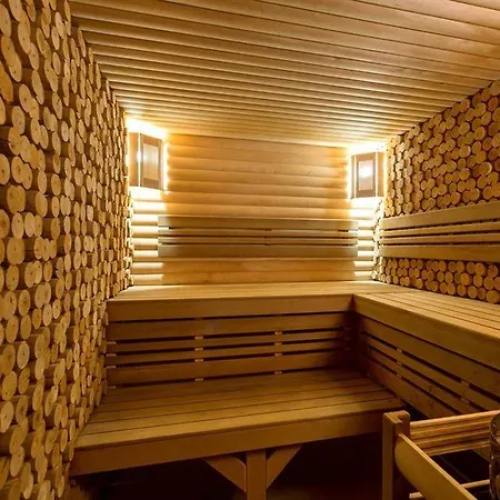 Boutique California Hotel