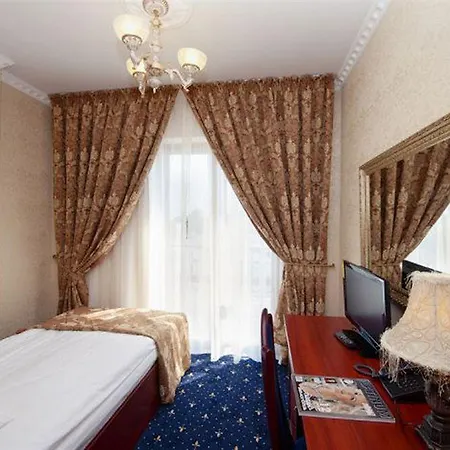 Boutique California Hotel