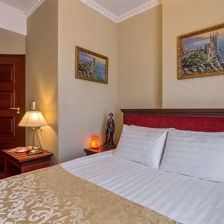 Boutique California Hotel Odessa